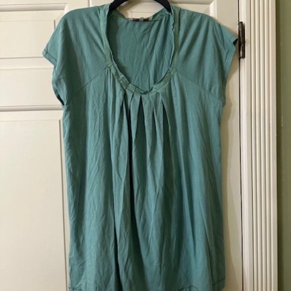 Texere Light Green Pajama top, Size L, Excellent Condition & Perfect for Summer! - Picture 1 of 3